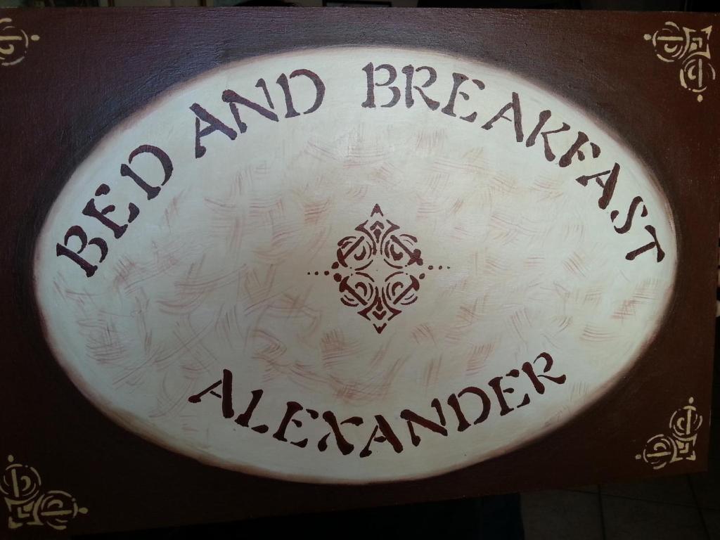 Alexander Bed And Breakfast Чампино Екстериор снимка